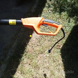 Tagliarami telescopico elettrico