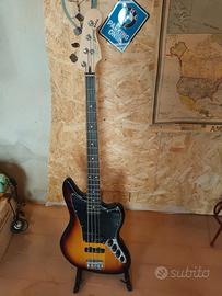 Fender jagua squire bass