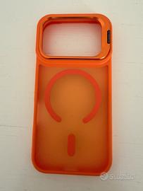 Cover per iPhone 17 Pro con supporto