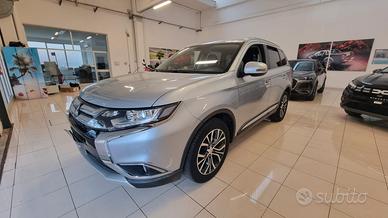 Mitsubishi Outlander 2.2 DI-D 4WD Instyle Plus Nav