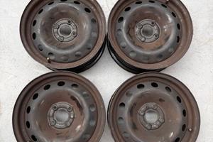 4 cerchi ferro usati 15 pollici Originali Lancia Y