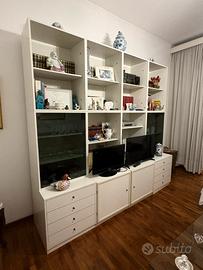 Libreria soggiorno bianca