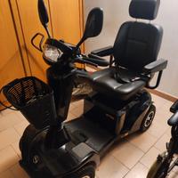 Scooter per la mobilità Sterling S700