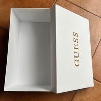 scatole per scarpe Guess o Loro Piana