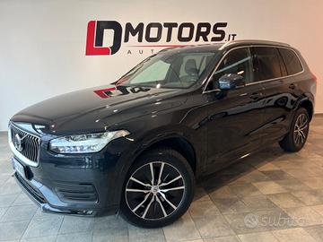 VOLVO XC90 B5 (d) AWD Geartronic 7 posti Momentu