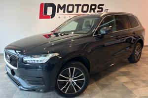 VOLVO XC90 B5 (d) AWD Geartronic 7 posti Momentu