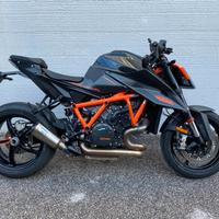 KTM 1290 Super Duke R - 2021