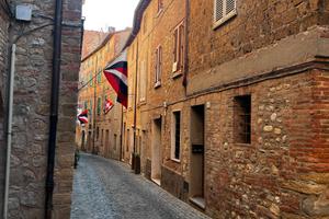 Nel cuore di Monteleone d'Orvieto cielo terra