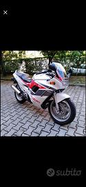 Suzuki GSX750F (Epoca)