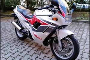 Suzuki GSX750F (Epoca)