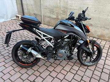 KTM Duke 390