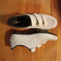 Scarpette per bici da strada taglia 42.