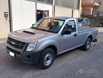 Isuzu D-Max 2.5 TD Single Cab 2WD Gancio Traino