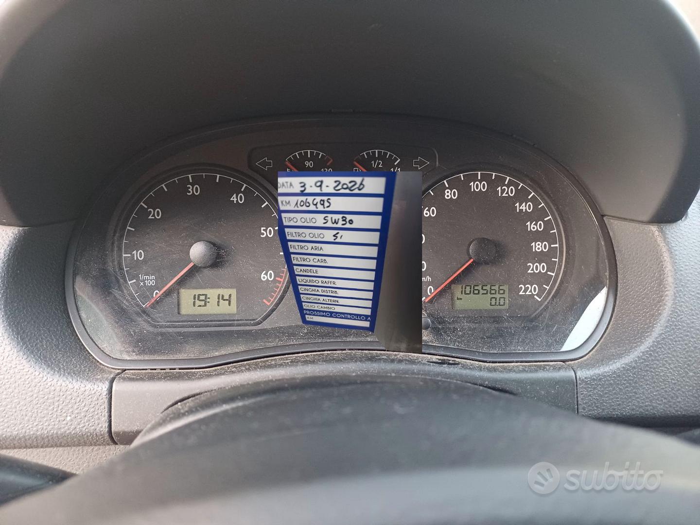 Volkswagen Polo 2003 photo 4