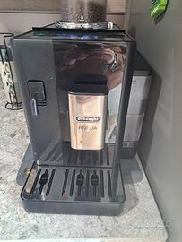 Macchina caffe' De Longhi