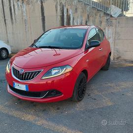 Lancia Ypsilon 5P SeS Hybrid Ecochic A. Ferretti