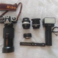 Nikon fm2 con obbiettivi e flash 
