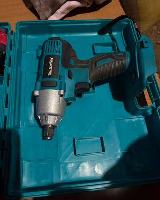 Avvitatore a percussione