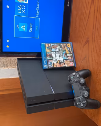 Playstation 4 + GTA 5