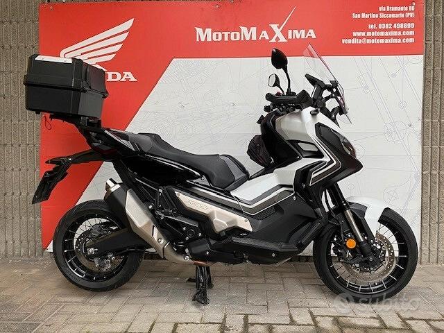 750 Vendita in Moto e scooter a Pavia e provincia