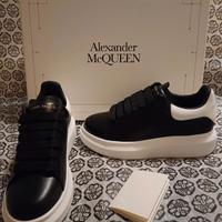 Scarpe Alexander McQueen nere