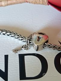 charm Pandora 