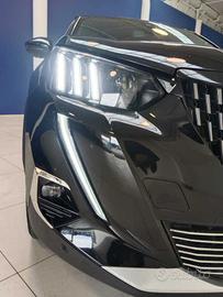 Peugeot 2008 BlueHDi 130 S&S EAT8 GT