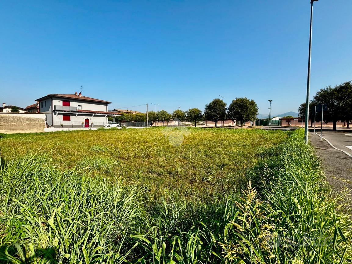 TER. RESIDENZIALE A CALCINATE - Vista 2