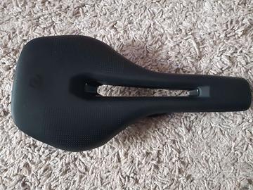 sella syncros tofino r 2.0 cut out