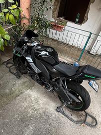 Kawasaki zx10r