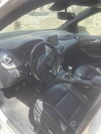 Mercedes classe b200 2012