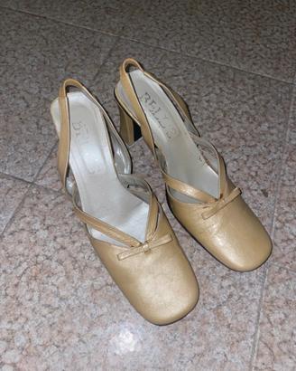 scarpe oro vintage con tacco