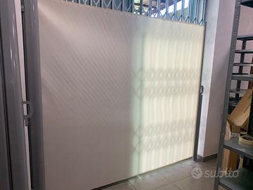 Tenda paravento orizzontale