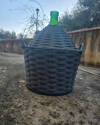 Attrezzatura per vino