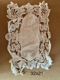 Centrotavola cotone antico