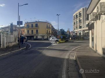 NEGOZIO A POZZUOLI