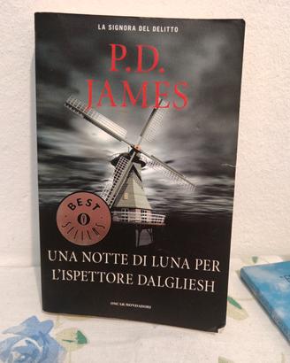 Libro  Best Sellers  Una notte di luna per l'ispet