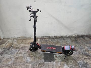 monopattino Laotie L6 48V 500W 23.4 Ah