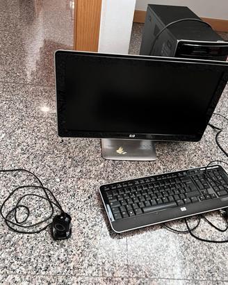 pc tastiera monitor 