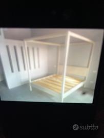 Letto baldacchino artigianale