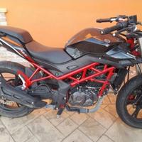 Moto Benelli bn 125