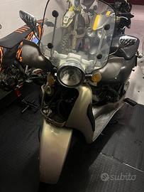 smembro aprilia scarabeo 125 del 2001