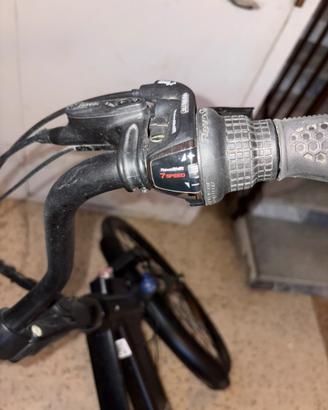 Bici elettrica baikky con 300 km