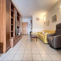 Trilocale in buono stato con box auto. LIBERO SUBI