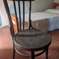 Sedia antica in legno curvato – stile Thonet