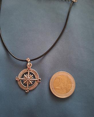 Collana uomo con ciondolo rosa dei venti