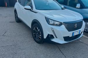 peugeot 2008 130cv benzina