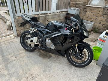 Honda cbr 600 rr