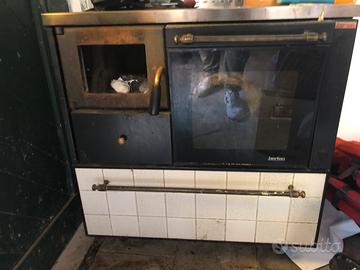 Cucina economica a legna