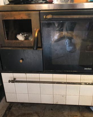 Cucina economica a legna
